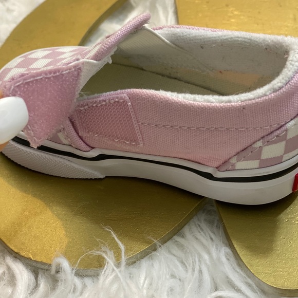 Vans - Picture 4 of 7